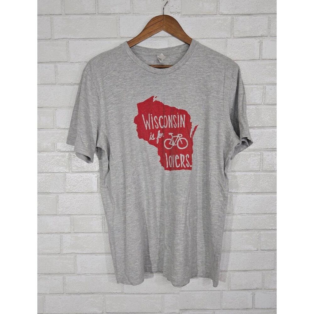 "Wisconsin is for‎ Lovers" graphic tee